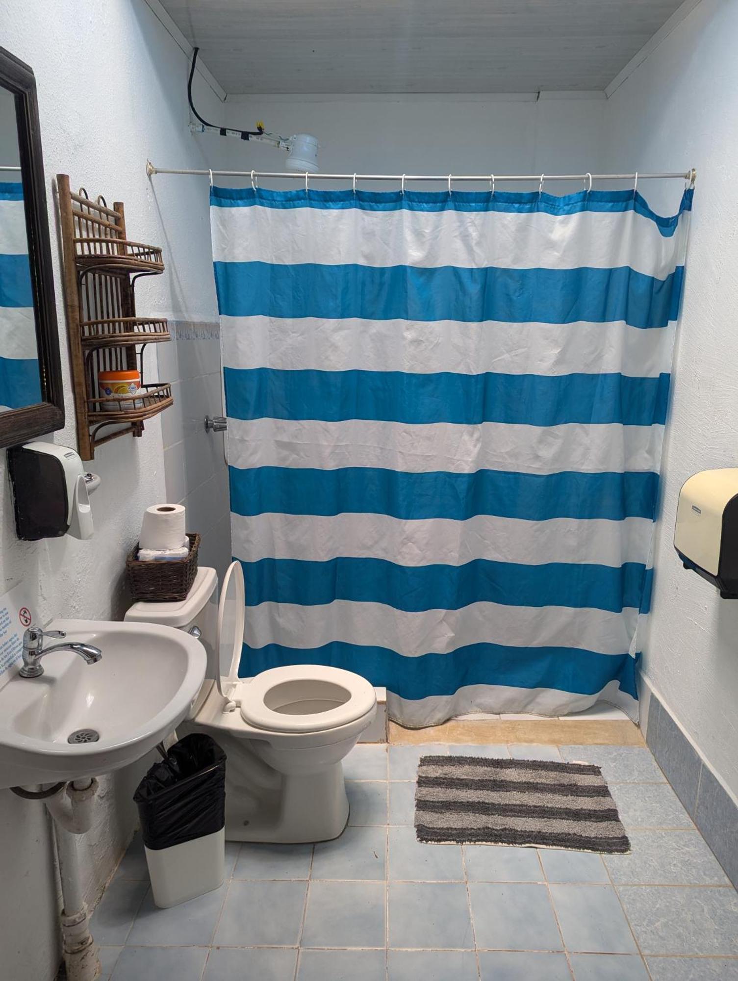 Tasty Dayz Hostel Puerto Viejo de Talamanca Dış mekan fotoğraf